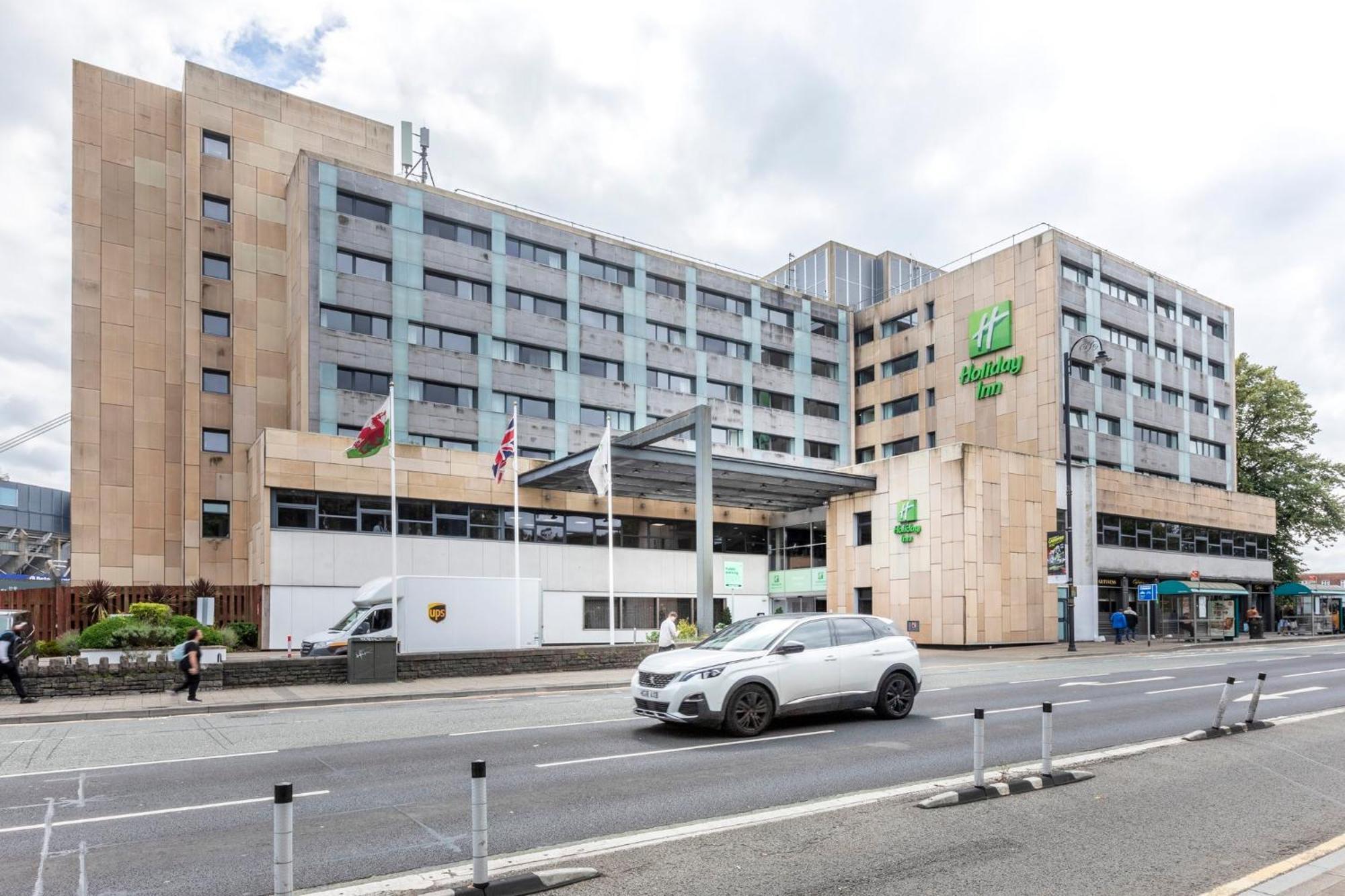 Holiday Inn Cardiff City, An Ihg Hotel Exterior photo